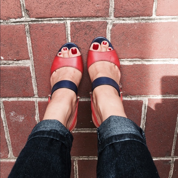 Elie Tahari Shoes - Picture 2 of 16